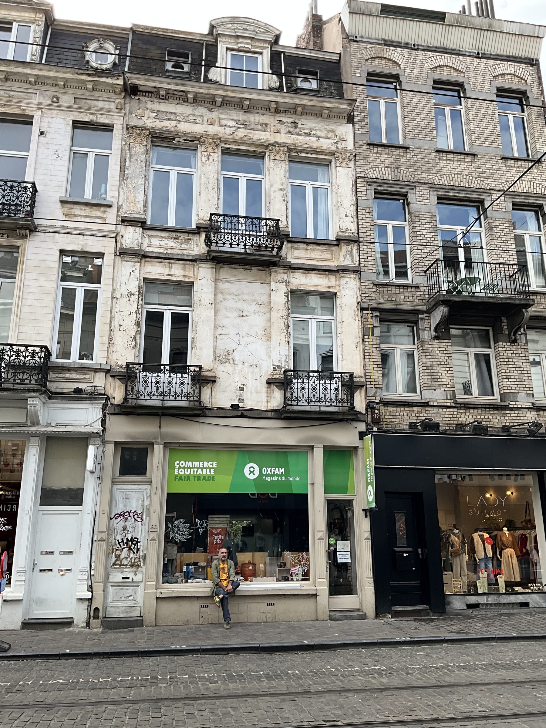 La même façade avant rénovation