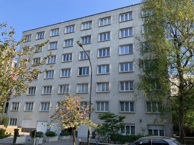 Le même immeuble avant rénovation